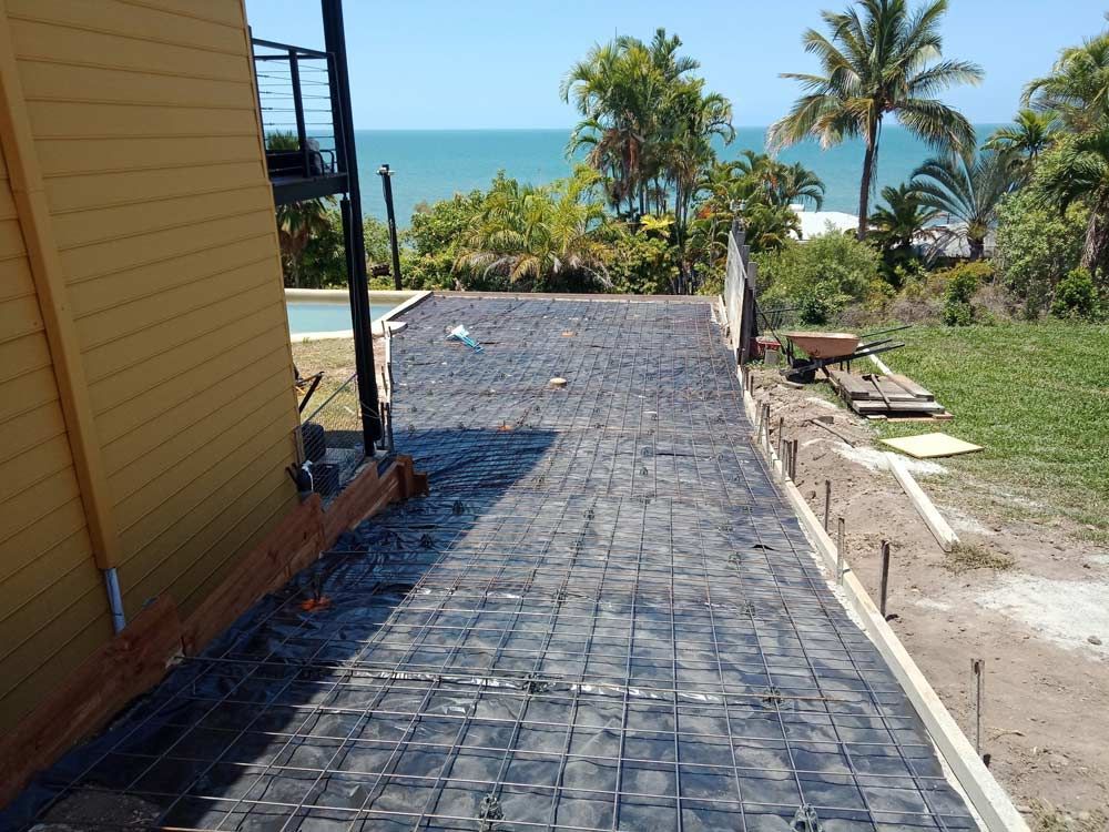 Pathway in Progress — Experienced Concreter in Mount Low, QLD