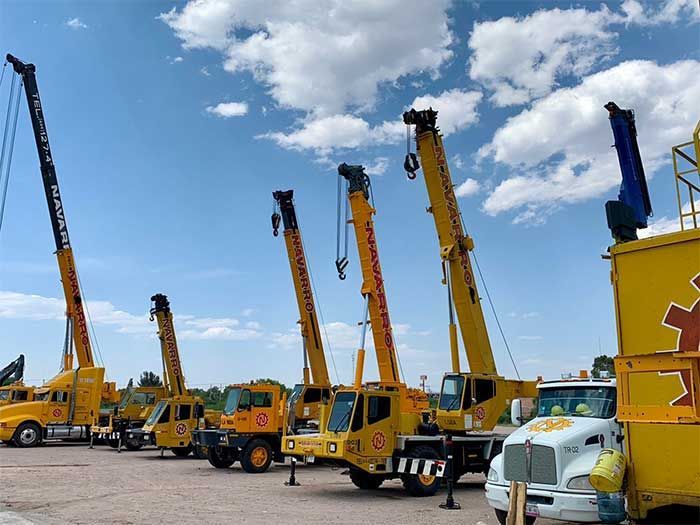 Transportes, Grúas y Montajes Navarro