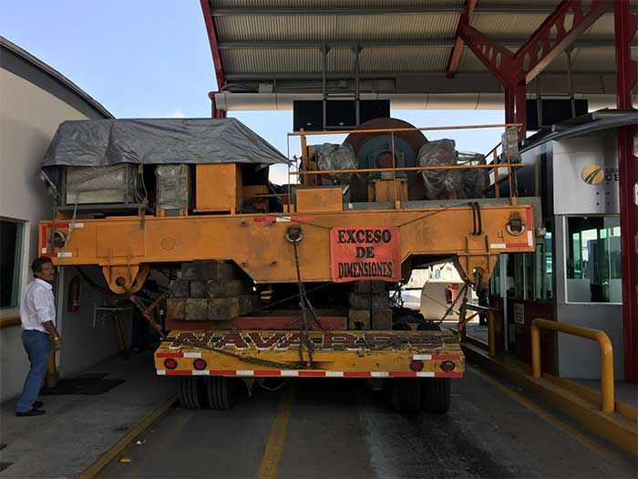 Transportes, Grúas y Montajes Navarro