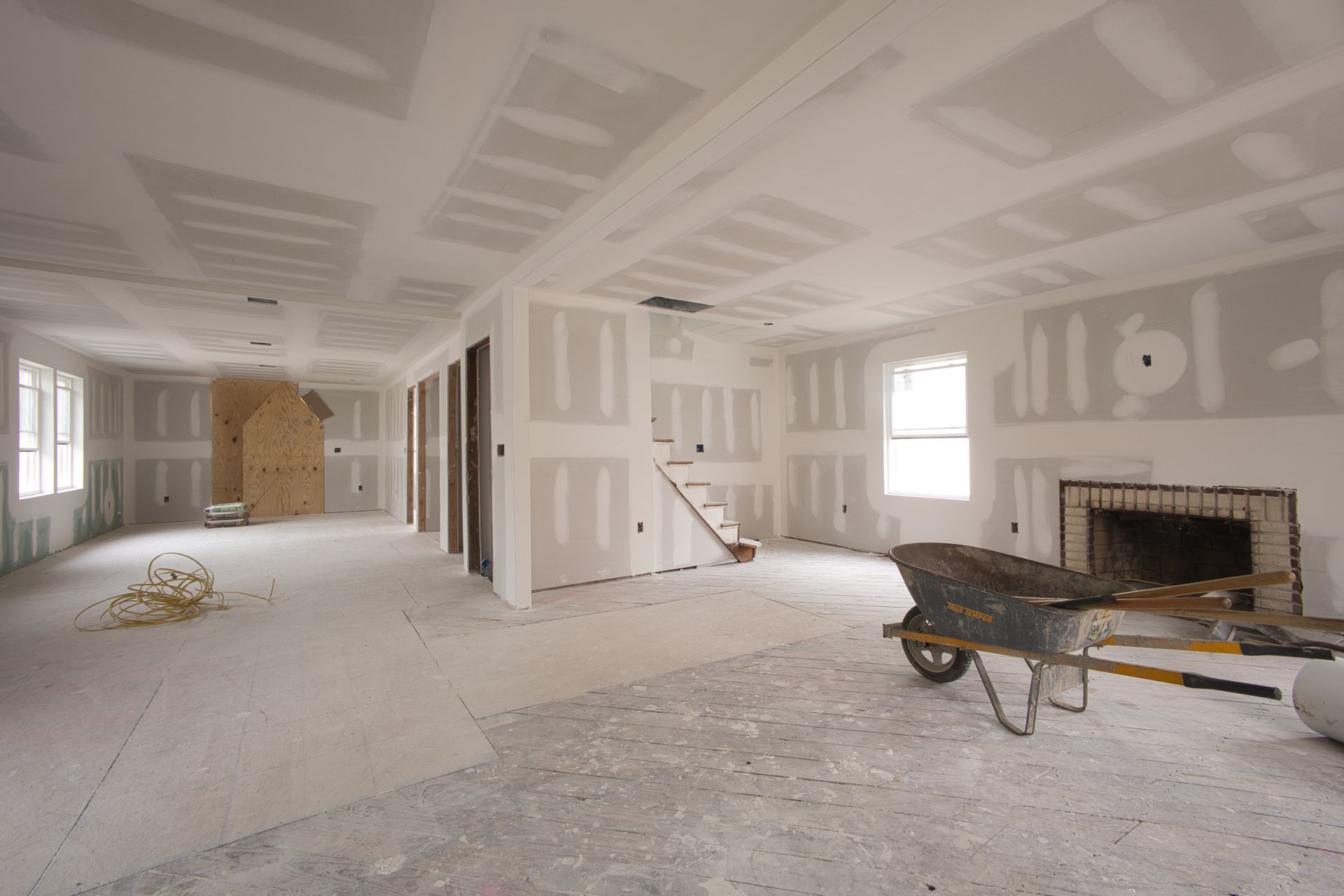 Ceiling insulation owners cornering r30