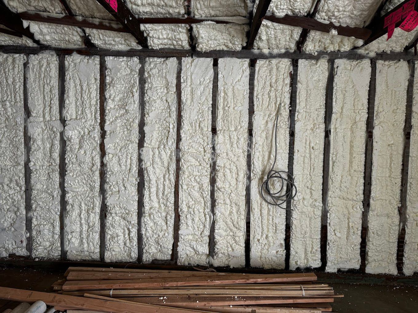 Ceiling insulation owners cornering r30
