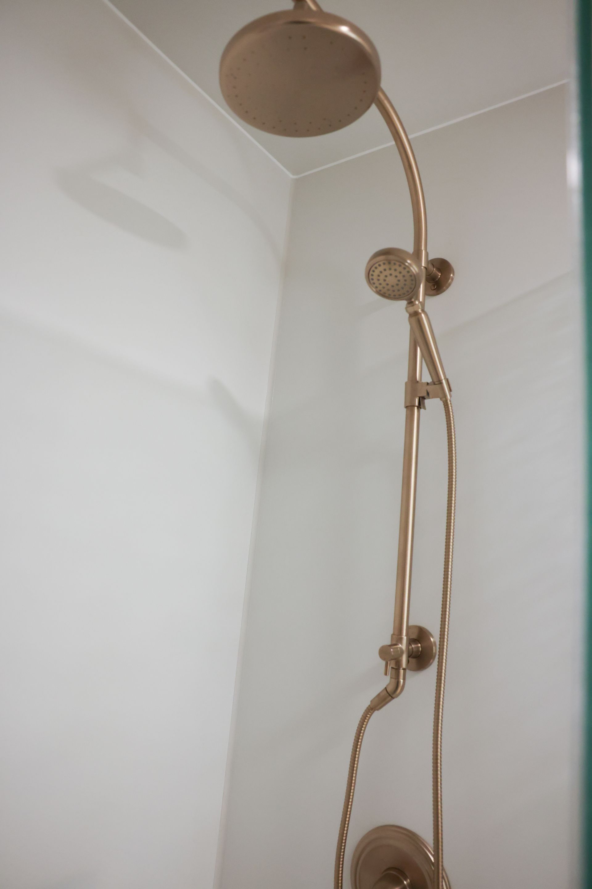 Honeycomb shower