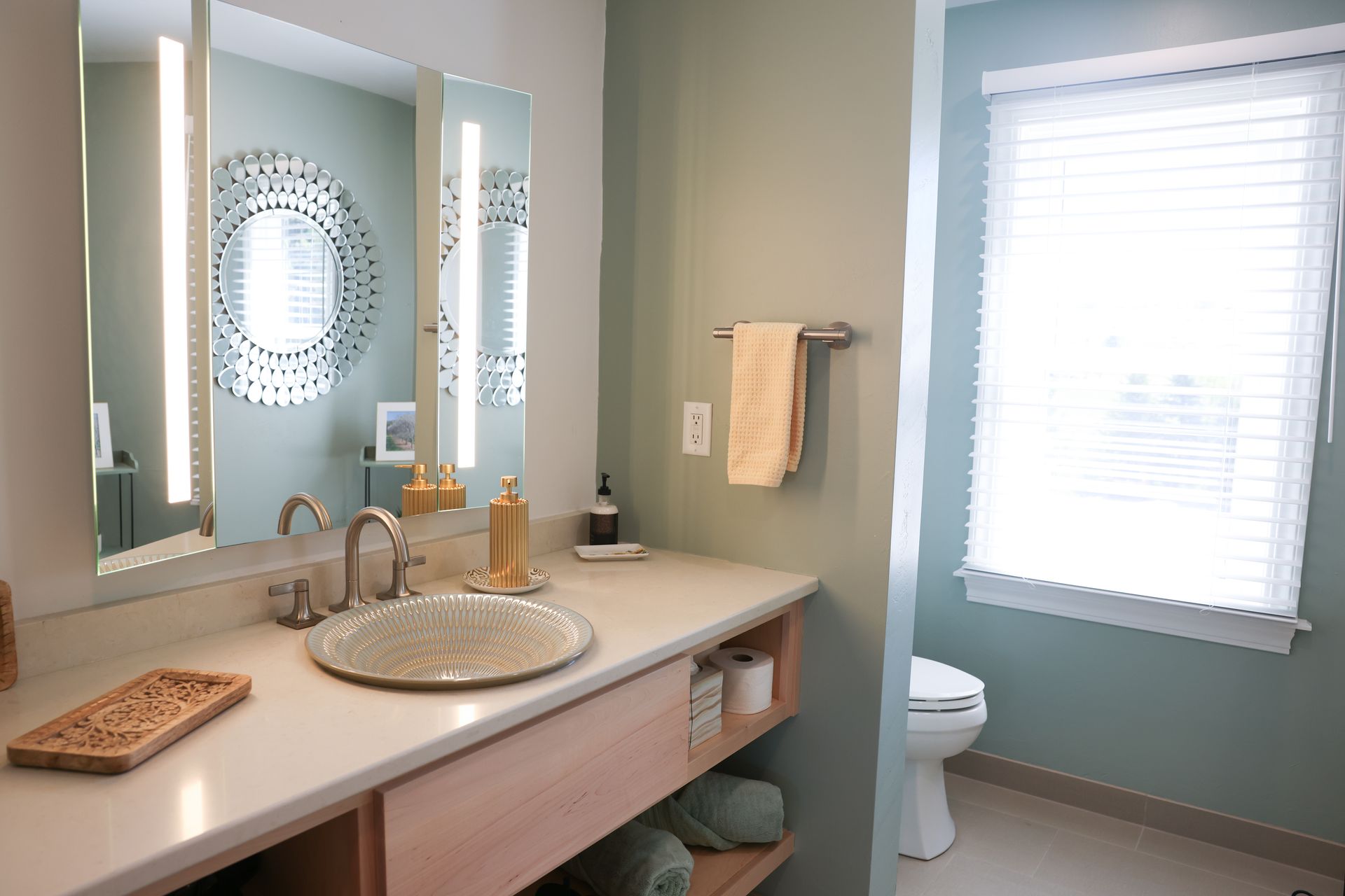 Bathroom sink in Garden
