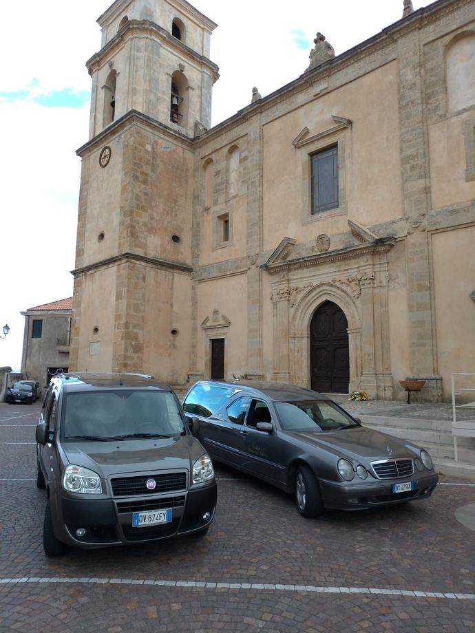 composizione floreali per funerale