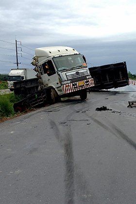 Truck Accident in Main Road — Little Rock, AR — Dabbs & Pomtree Attorneys at Law Truck Accident in Main Road — Little Rock, AR — Dabbs & Pomtree Attorneys at Law