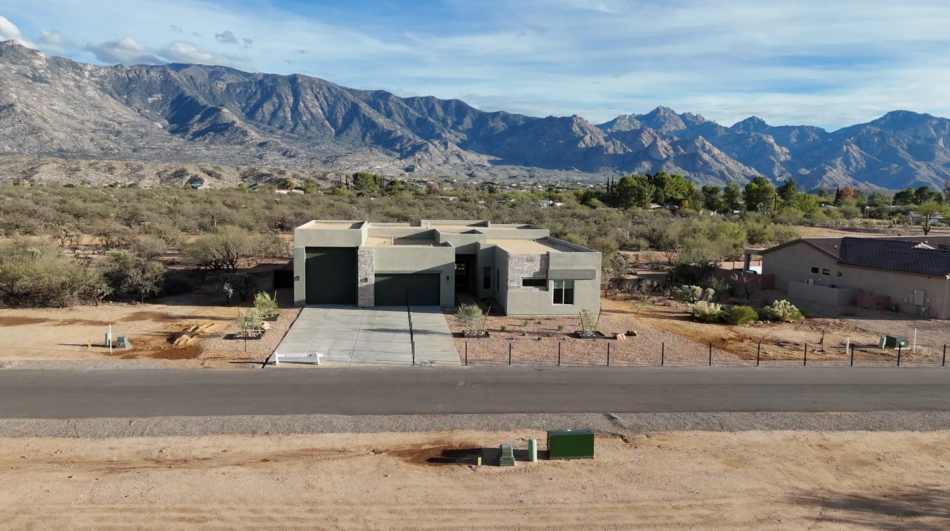 Luxury RV garage home by Fairfield Homes, Tucson
