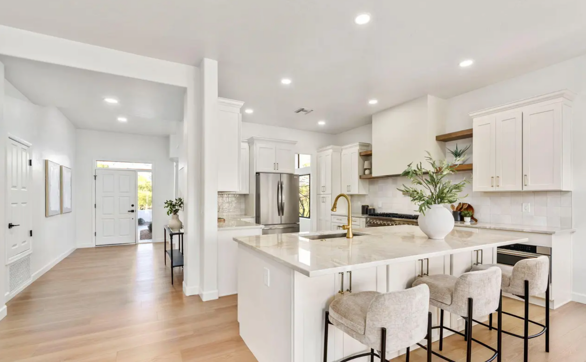 Luxury Catalina Foothills Kitchen - Tucson, AZ