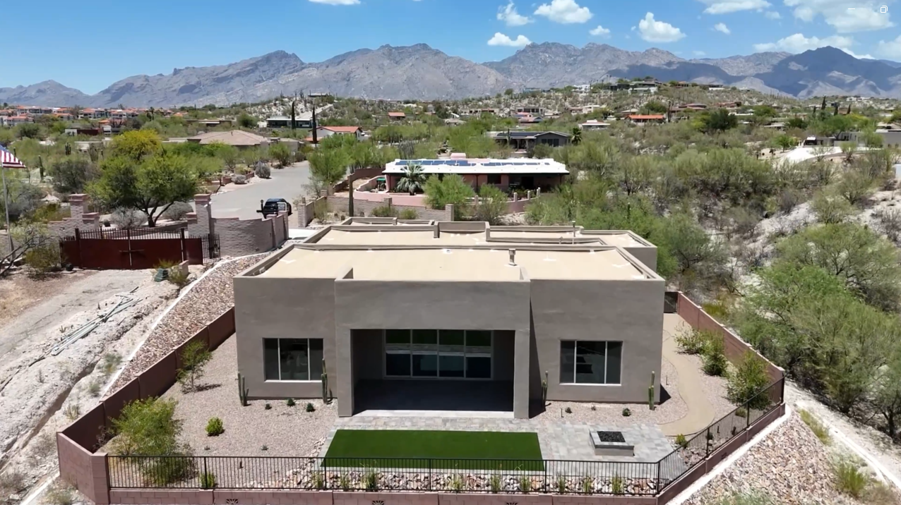 Check out this new construction by Fairfield Homes in Tucson's Catalina Foothills, Arizona.