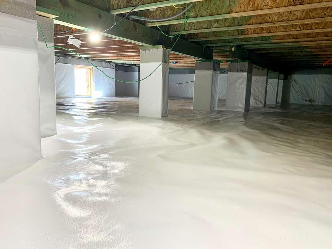 Lowcountry Crawlspaces crawl space encapsulation work in North Charleston, South Carolina