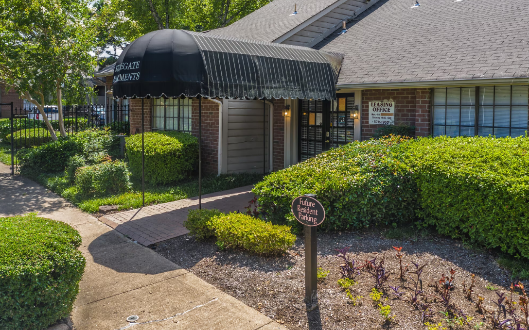 Stonegate Apartments Comfortable Living Memphis, TN