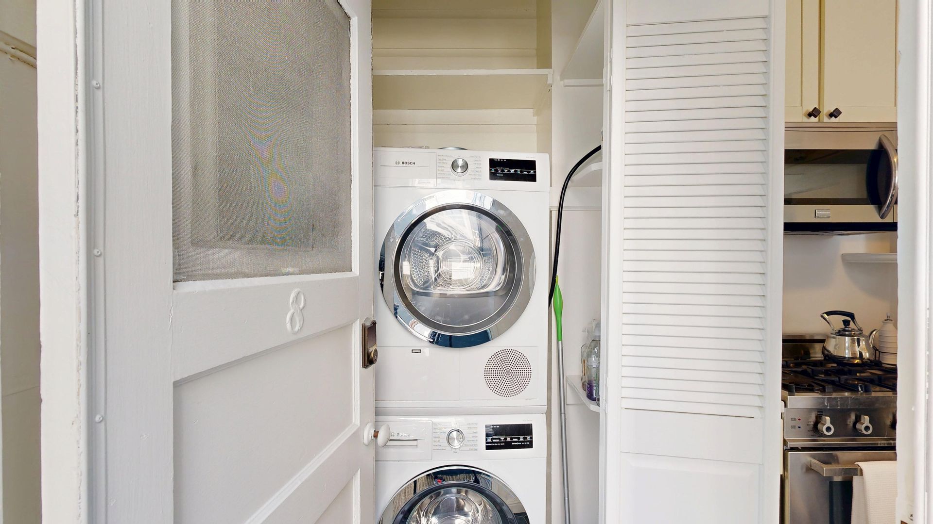 laundry area Union St.