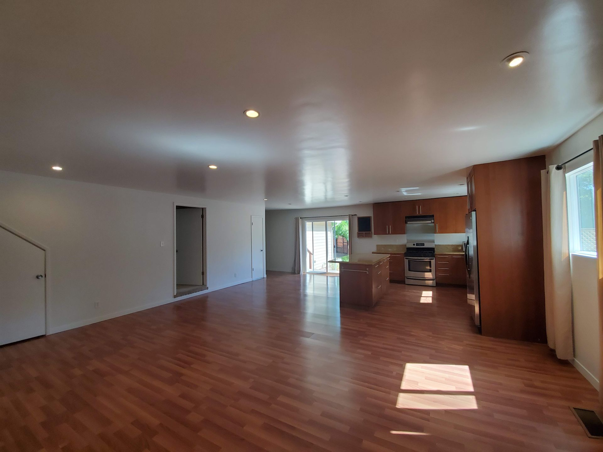 8 Meadow Drive slide show