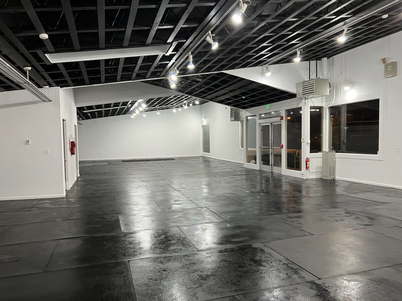 215 shoreline interior