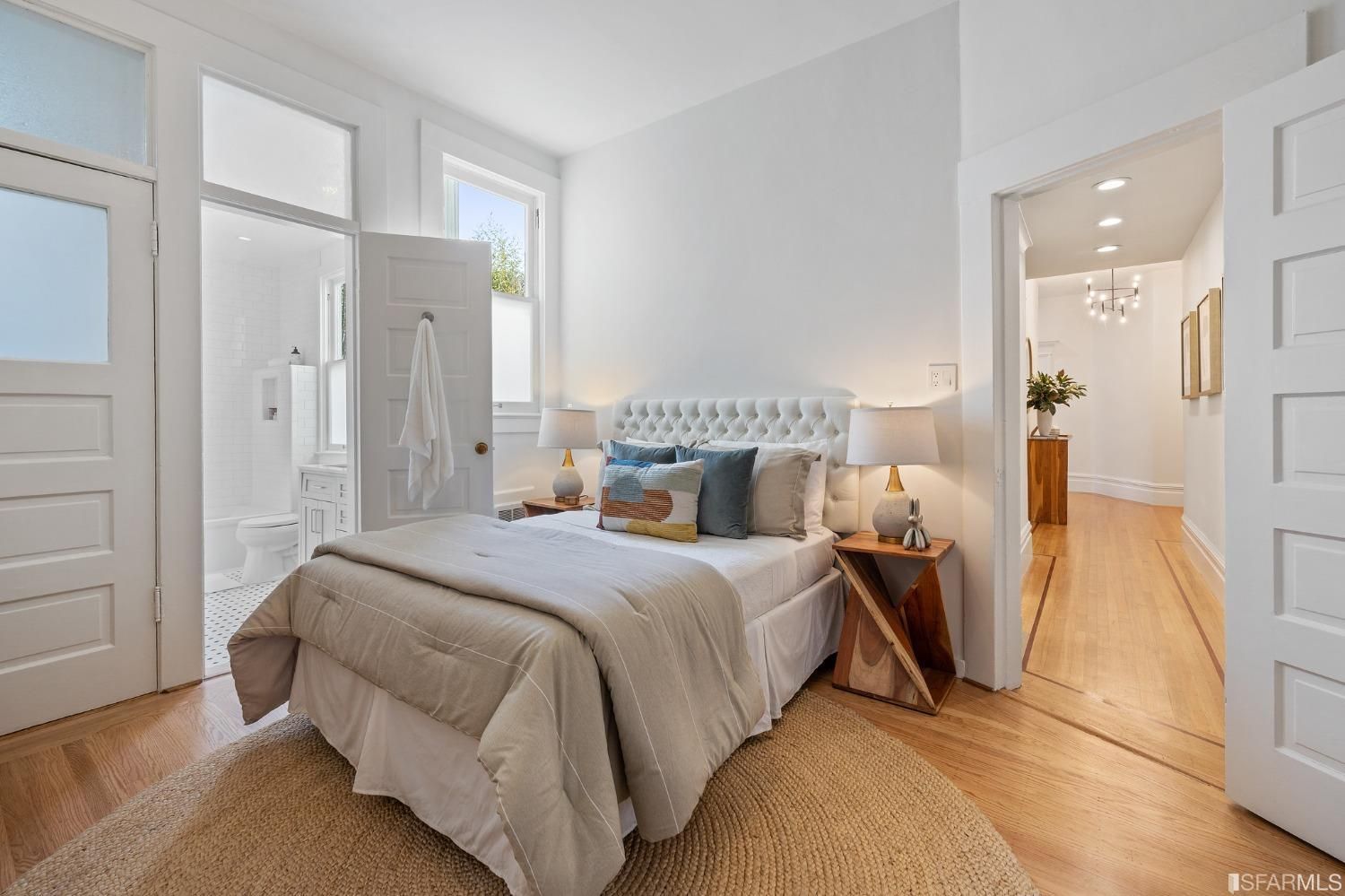 2919 Pacific Avenue #10 San Francisco CA 94115 bedroom