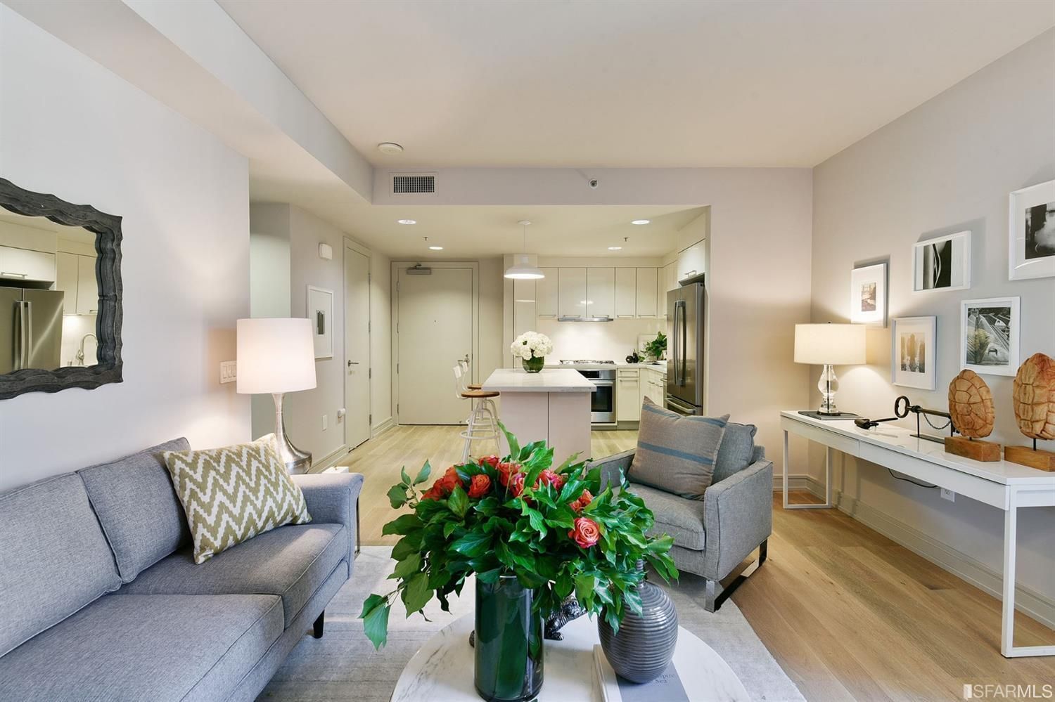 631 Folsom Street #11E living room