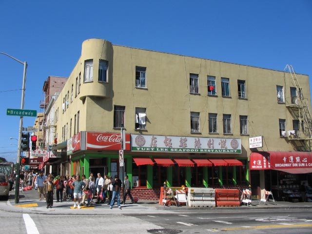 686 Broadway