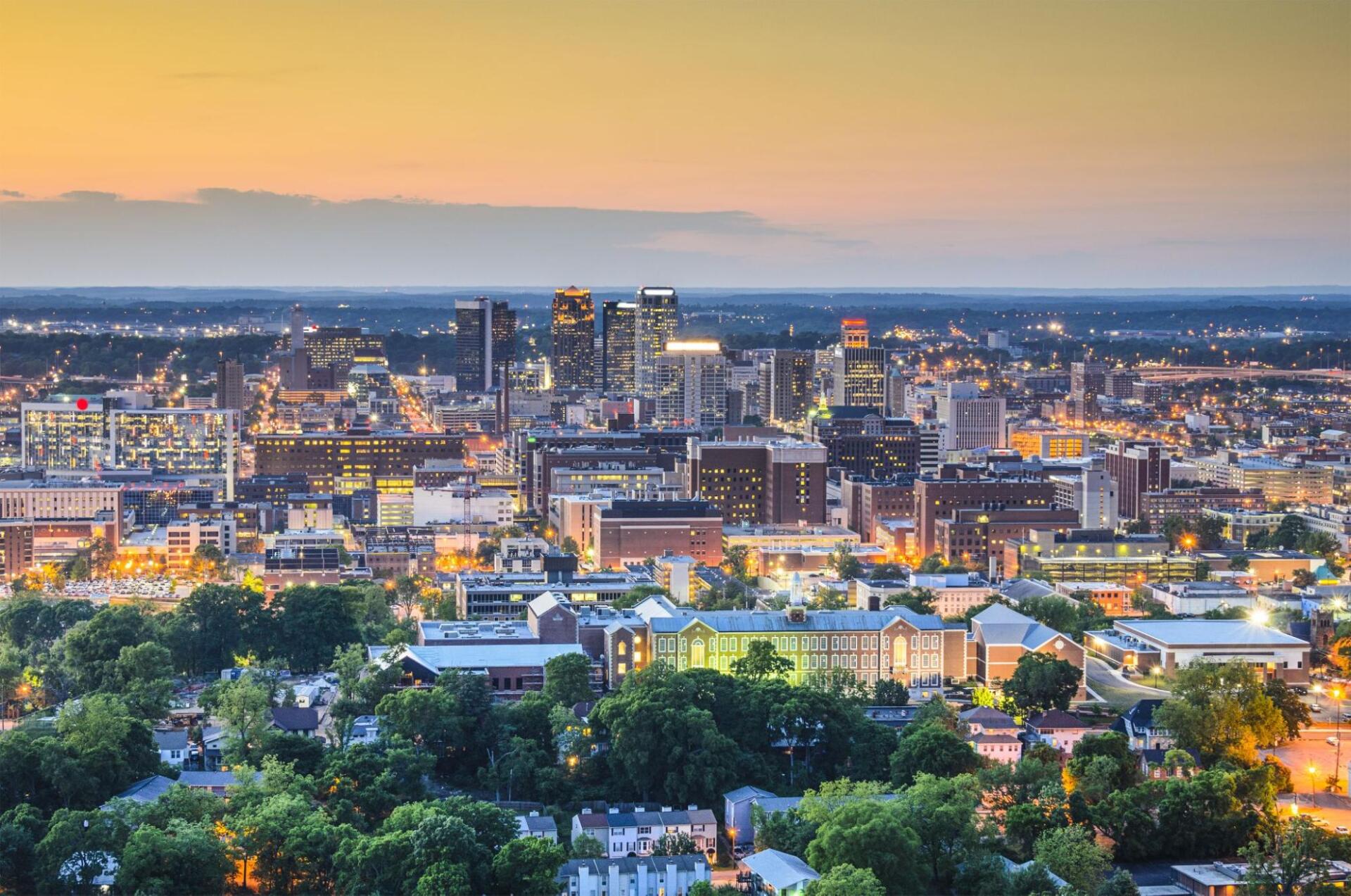 Birmingham Skyline (C) ESB Professional, Shutterstock