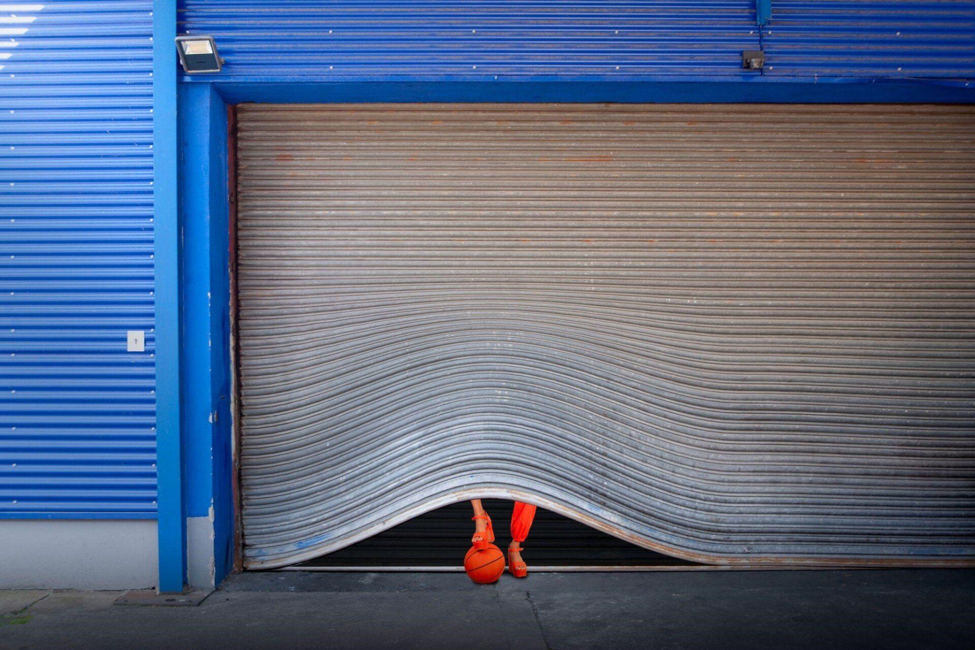 broken garage door