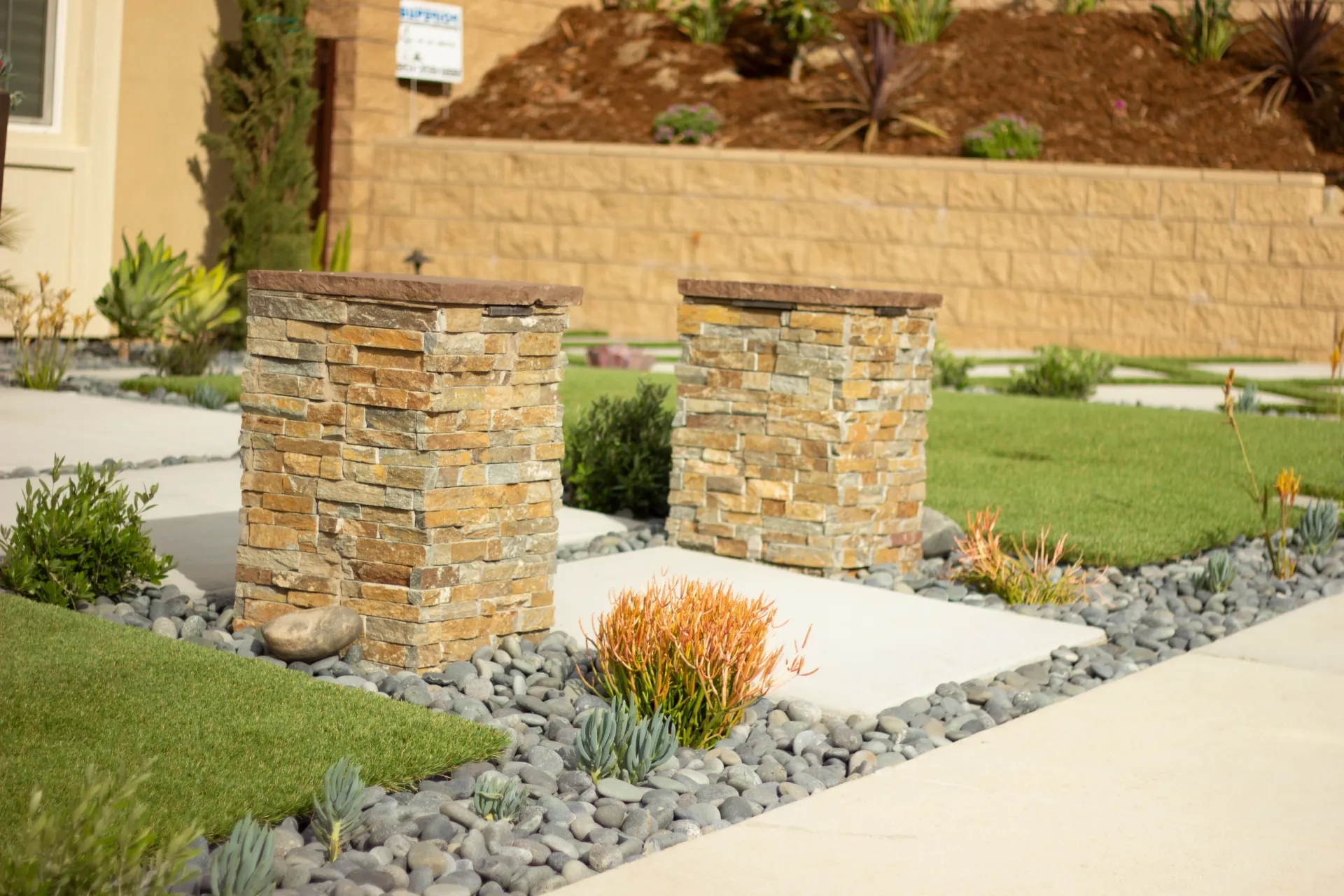 Residential driveway concrete work in Riverside CA