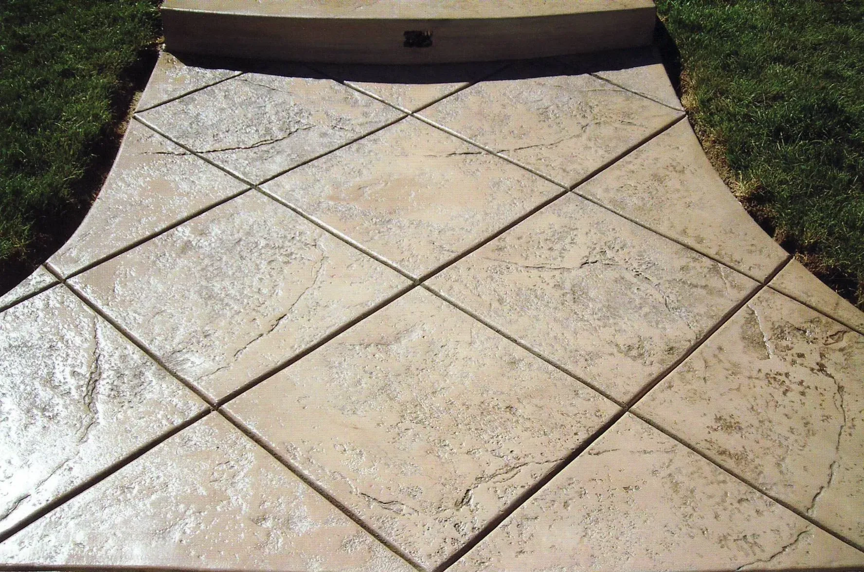 Concrete patio and driveway gallery in Riverside California
