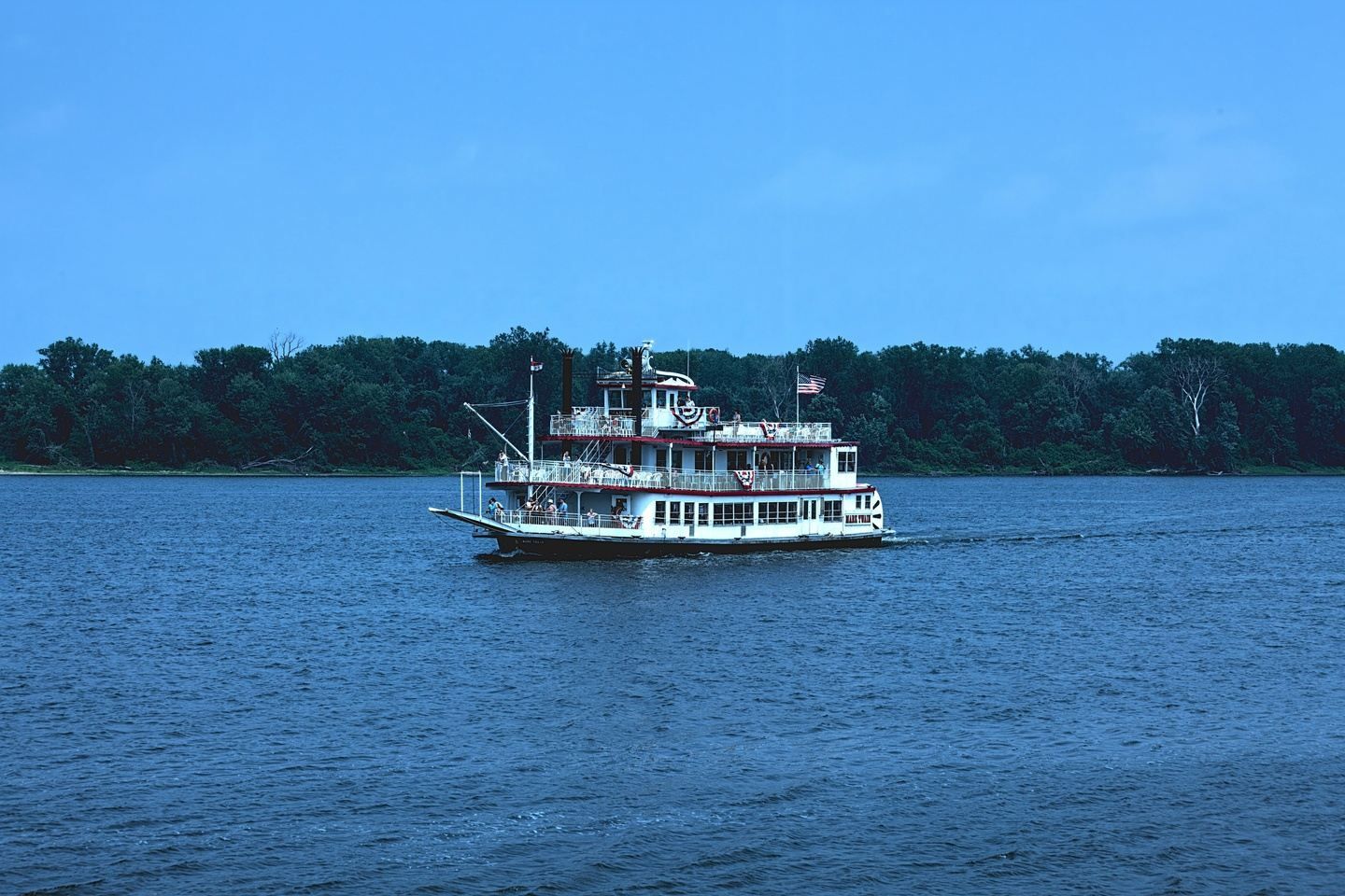 Cruisin' the Mississippi