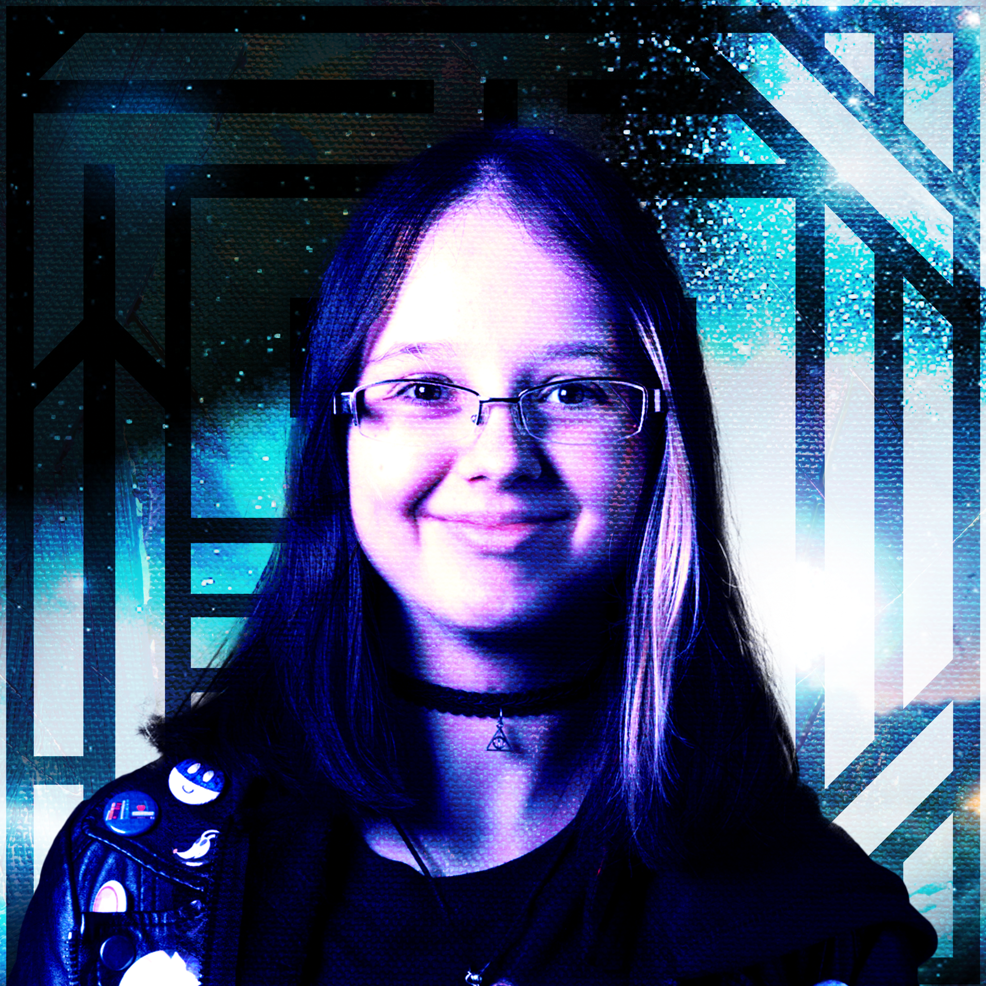 Headshot of Sezi smiling at the camera