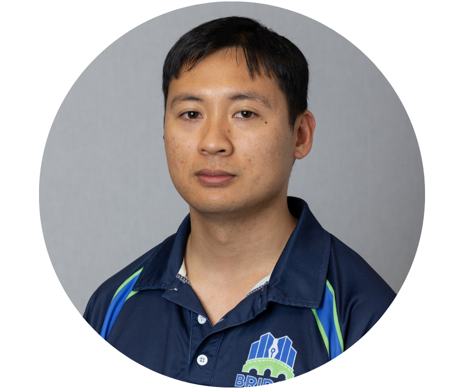Headshot of Nhat Tran looking into camera