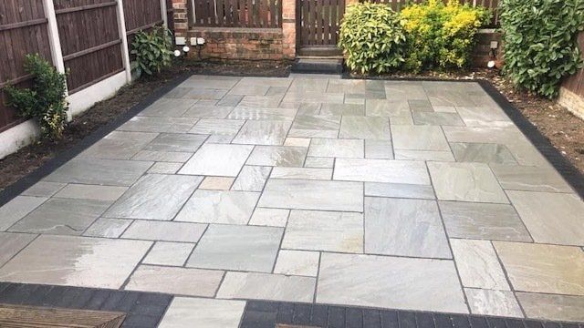 Telford sandstone patio bulders Paveline Driveways Limited install quality natural stone patios in Telford and surrounding areas of Shropshire