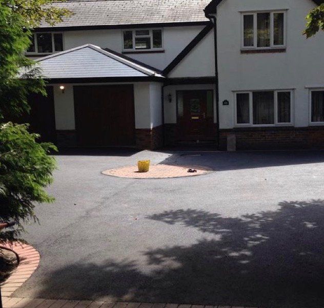 Telford tarmac driveway contractors Paveline Driveways Limited install quality tarmac driveways in Telford and throughout Shropshire