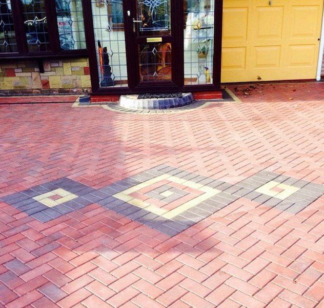 Trusted Telford block paving installer Paveline Driveways Limited install quality block paving driveways and patios in Telford and throughout Shropshire