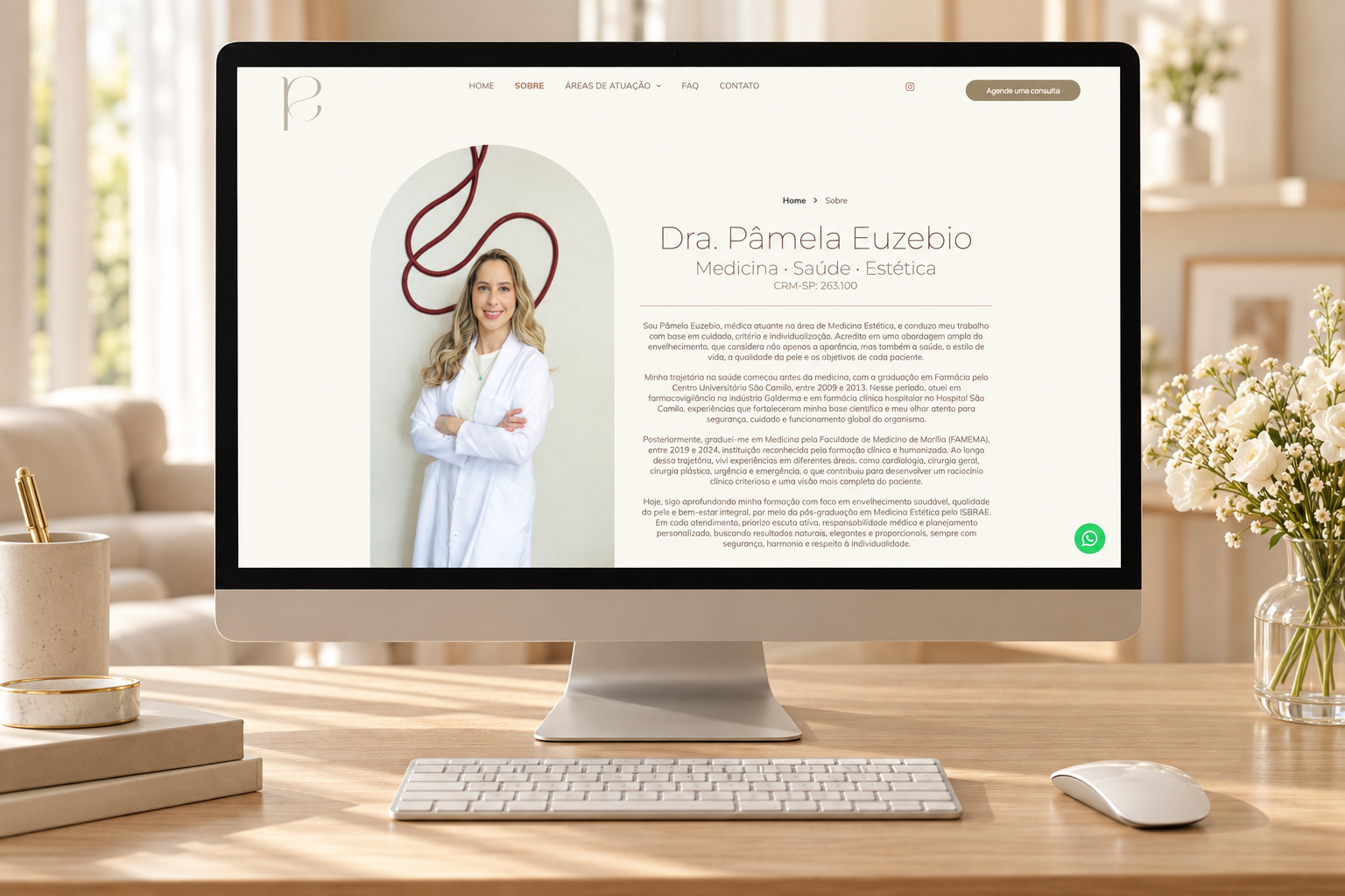 Site demonstrando apresentação clara da atuação de uma médica