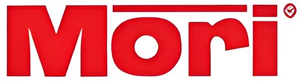 Logo Mori rosso con testo in minuscolo in grassetto e simbolo di marchio registrato.