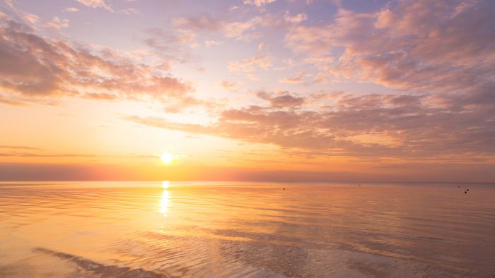 calm water image