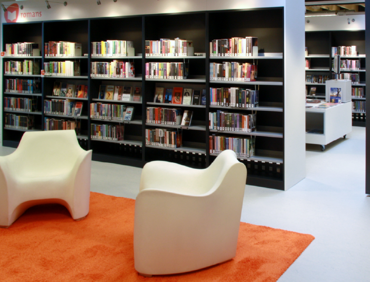bibliotheek interieur