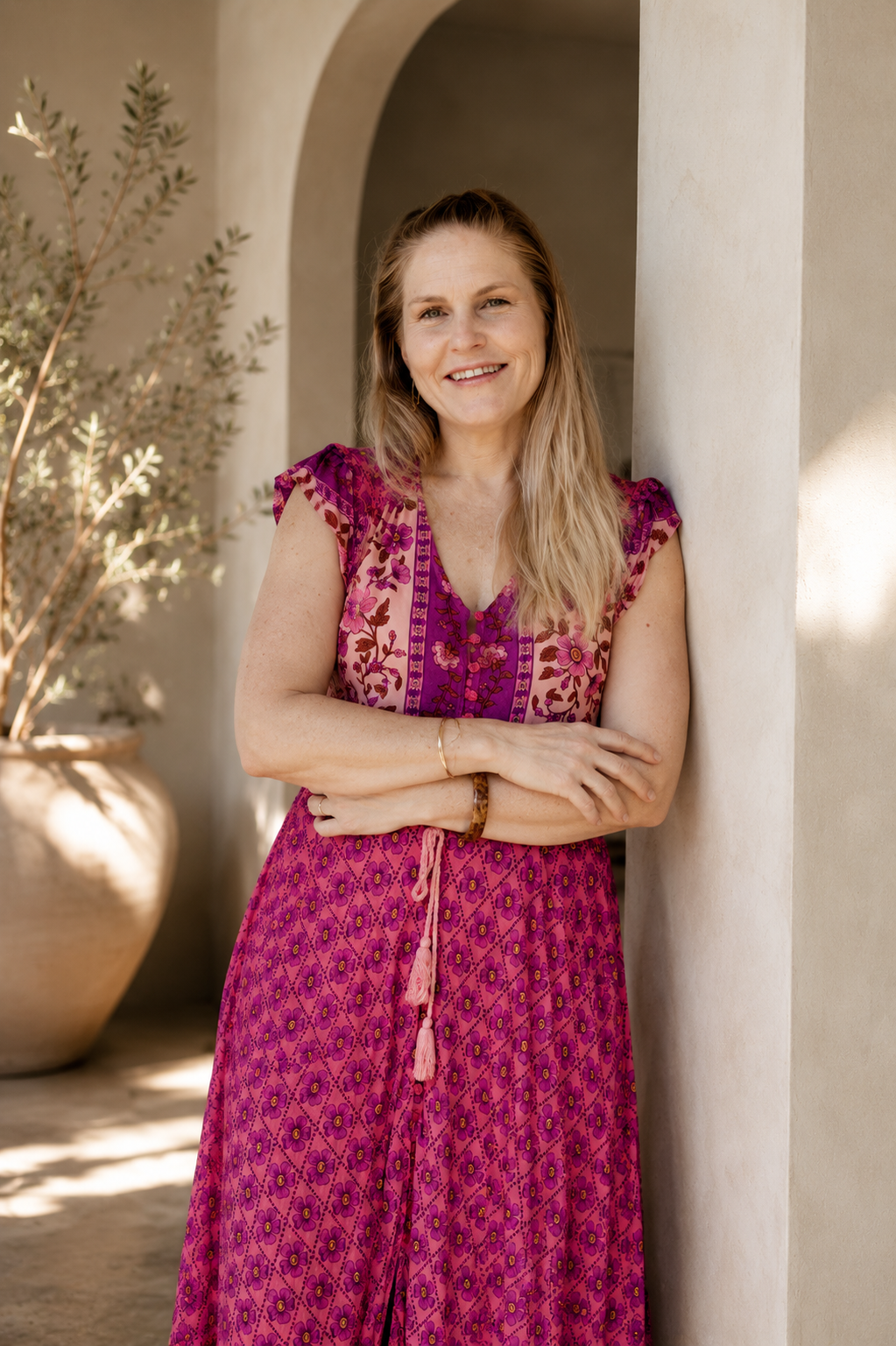 Naomi Lee human design coach, and somatic healing for women who are done forcing life and ready to move in alignment.
