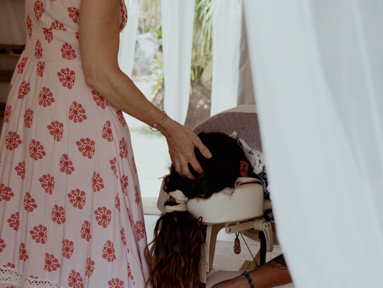 Naomi Lee human design coach, and somatic healer for women based in Far North Queensland, serving clients worldwide.