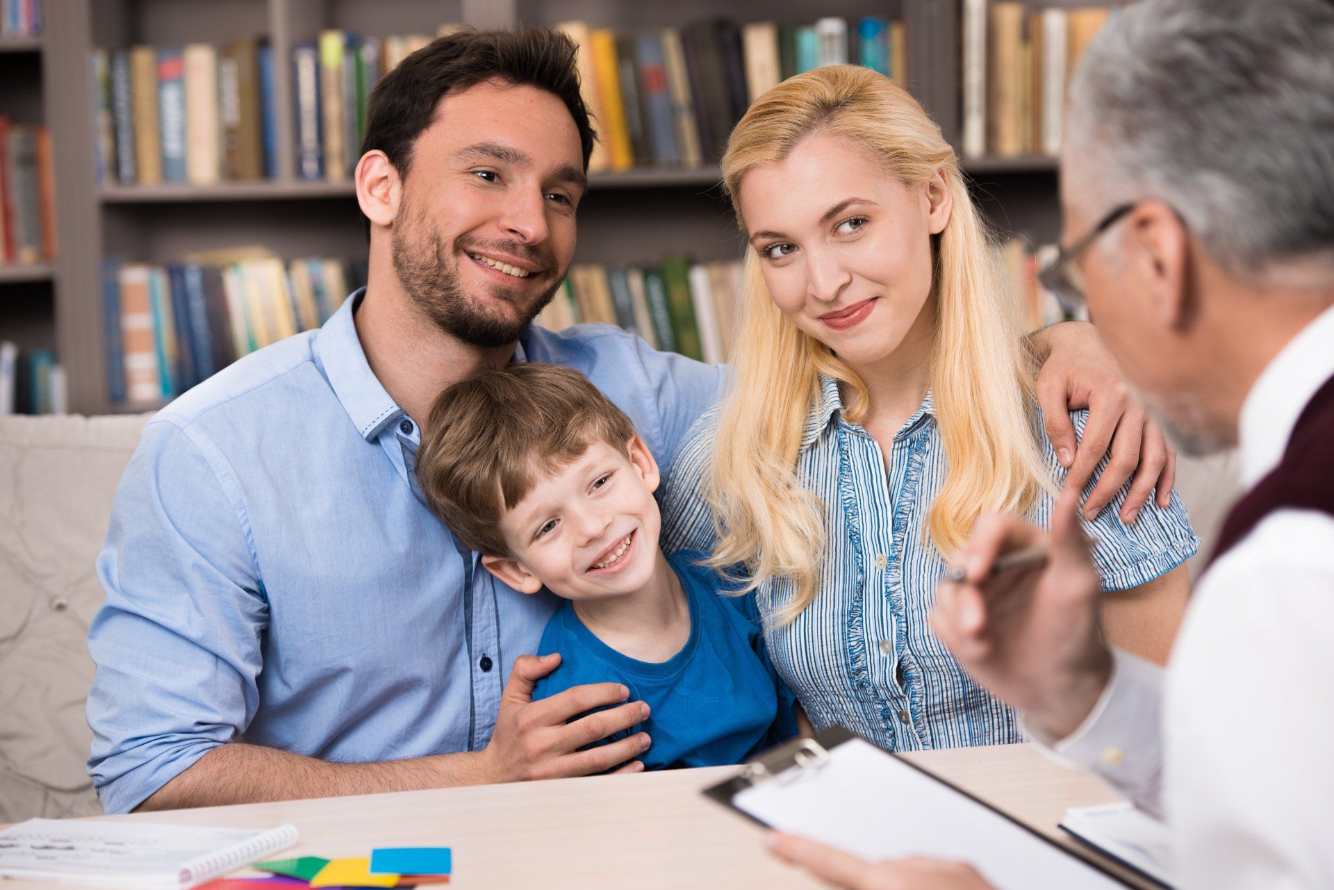 happy family talking psychologist