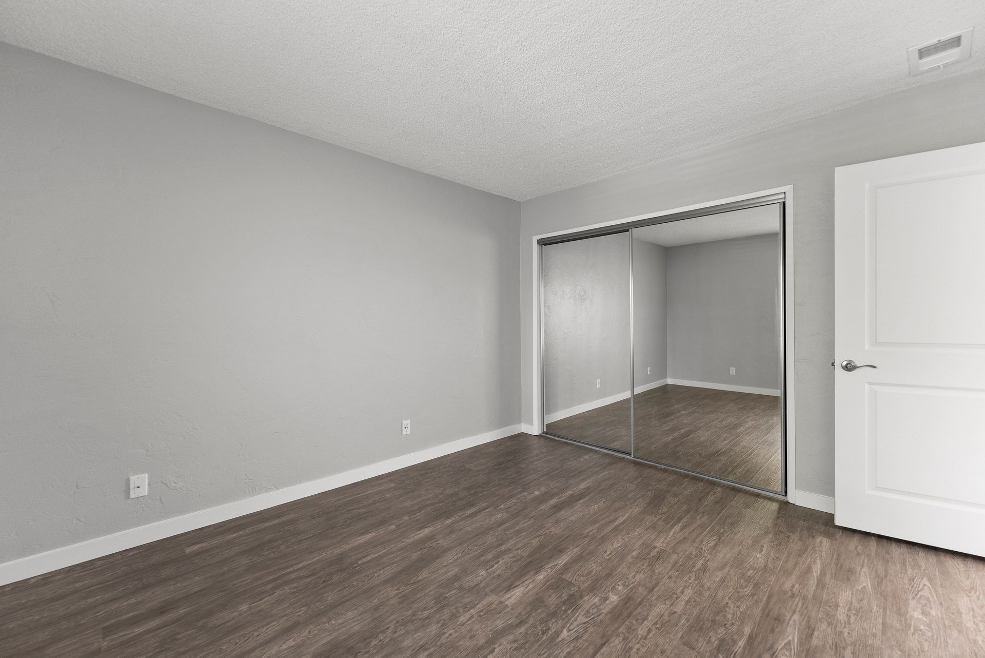 The Jackson apartment bed room with large closet