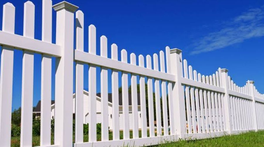 best low-maintenance fences