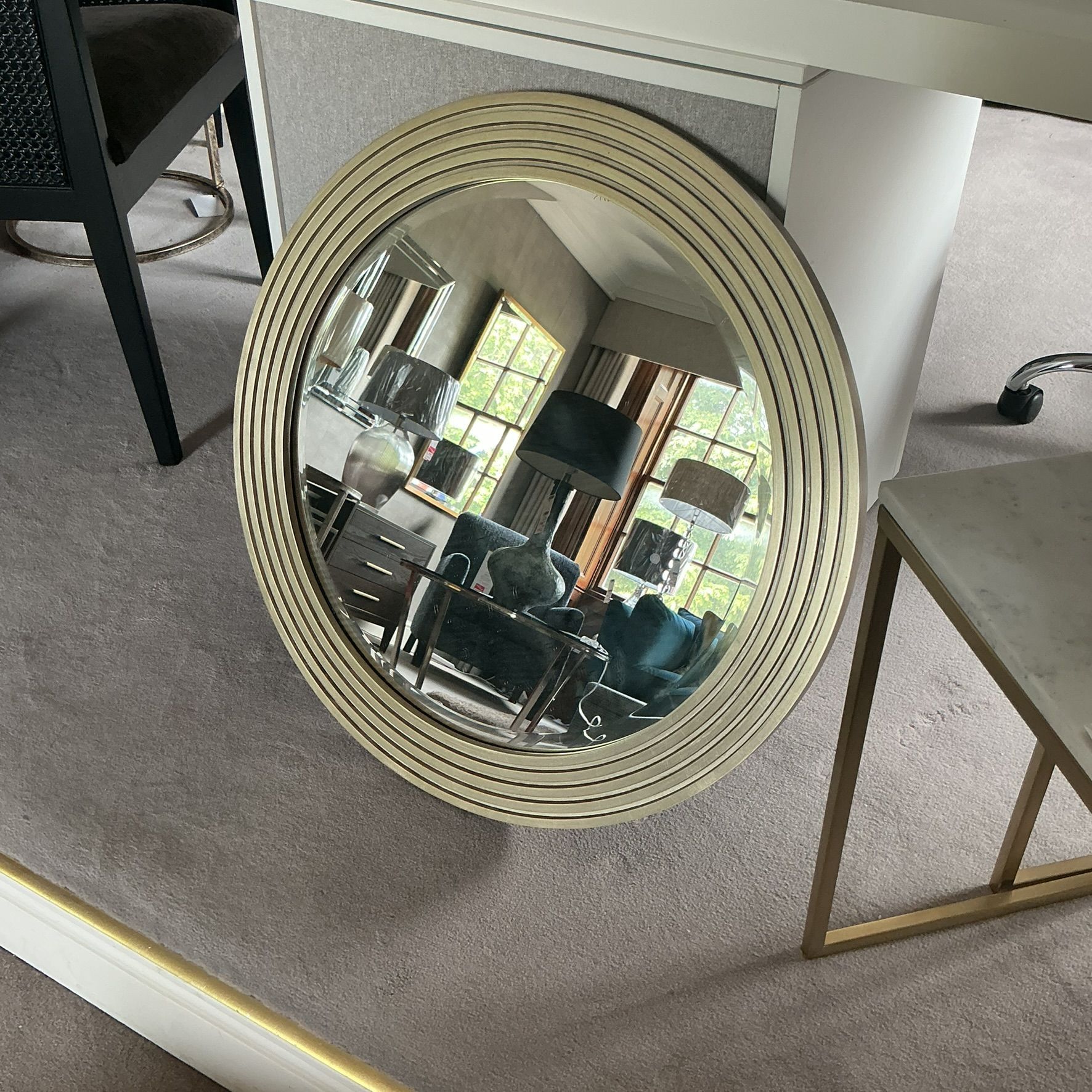 Wanda Mirror