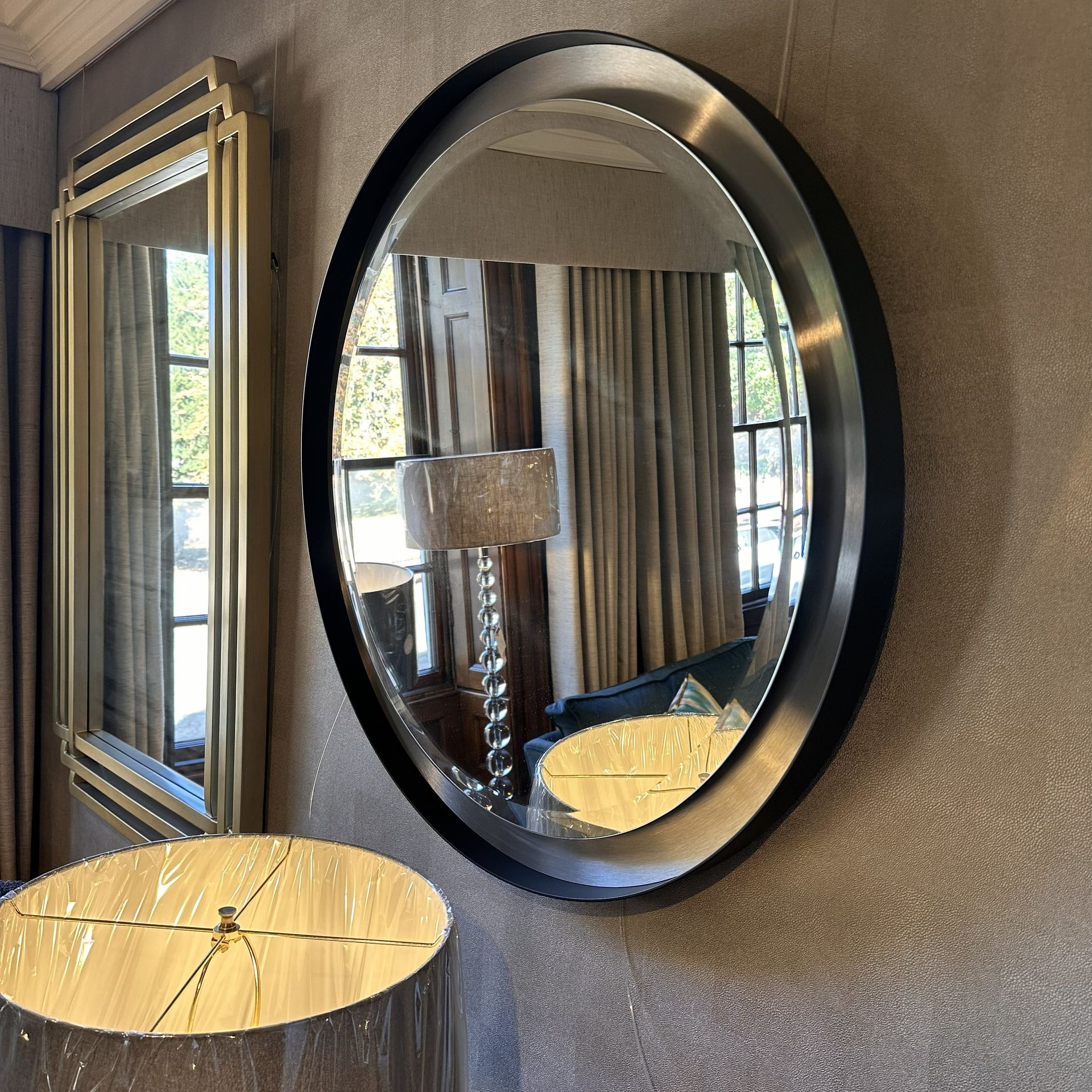 Amelia Mirror
