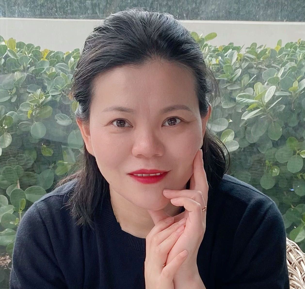 Amy Zhu - Trade Execution Manager Amy Zhu - Trade Execution Manager - CHS Broadbent