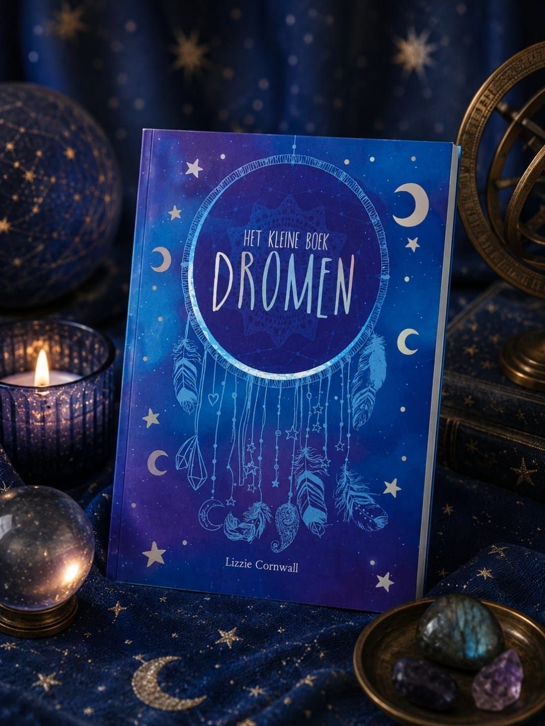 Een blauw fantasyboek met de titel