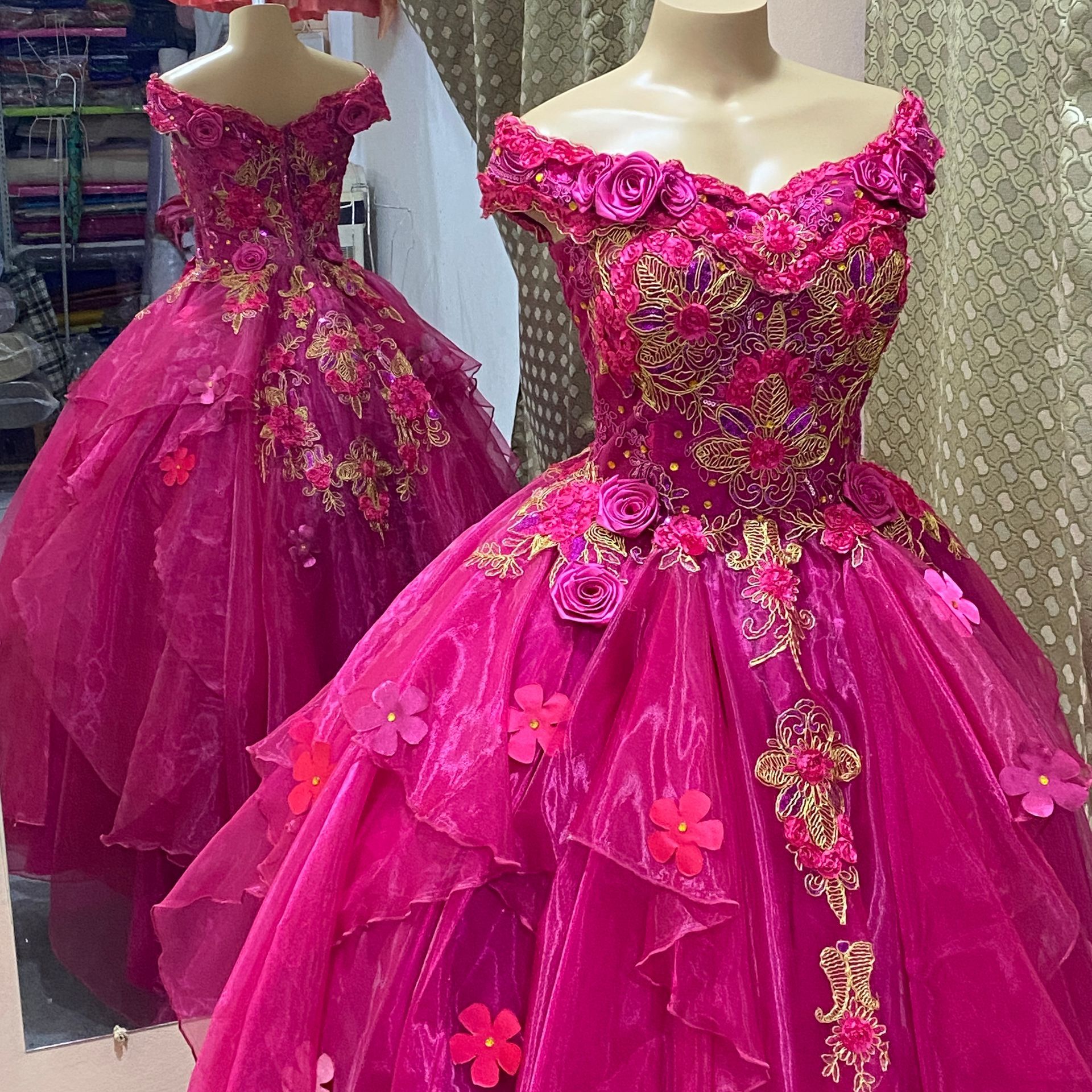 Vestido de quince años color rosado fucsia