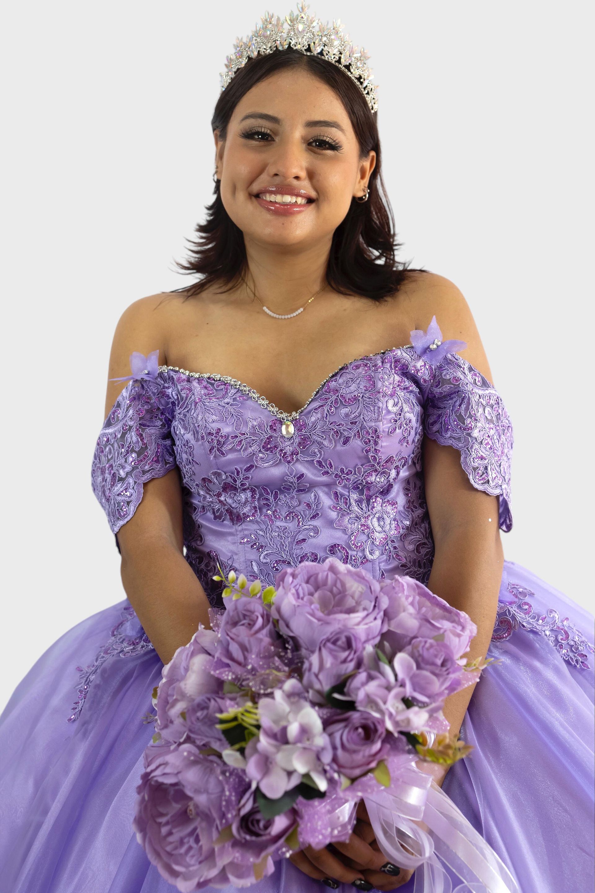 Vestido de quinceañera color morado