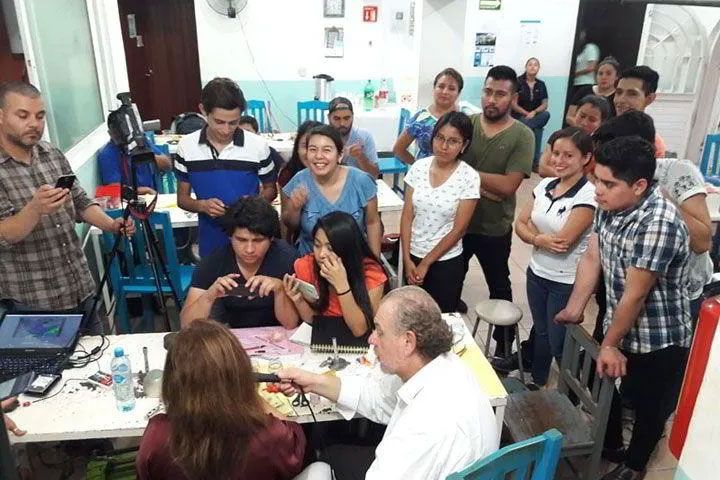 ESCUELA TÉCNICA DE PRÓTESIS DENTAL