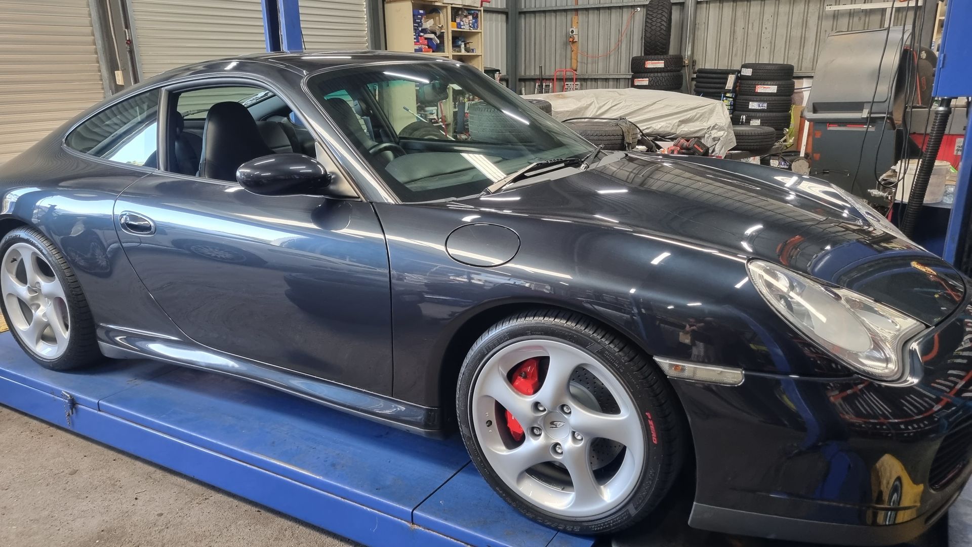 SPRINGWOOD TYRE SERVICE