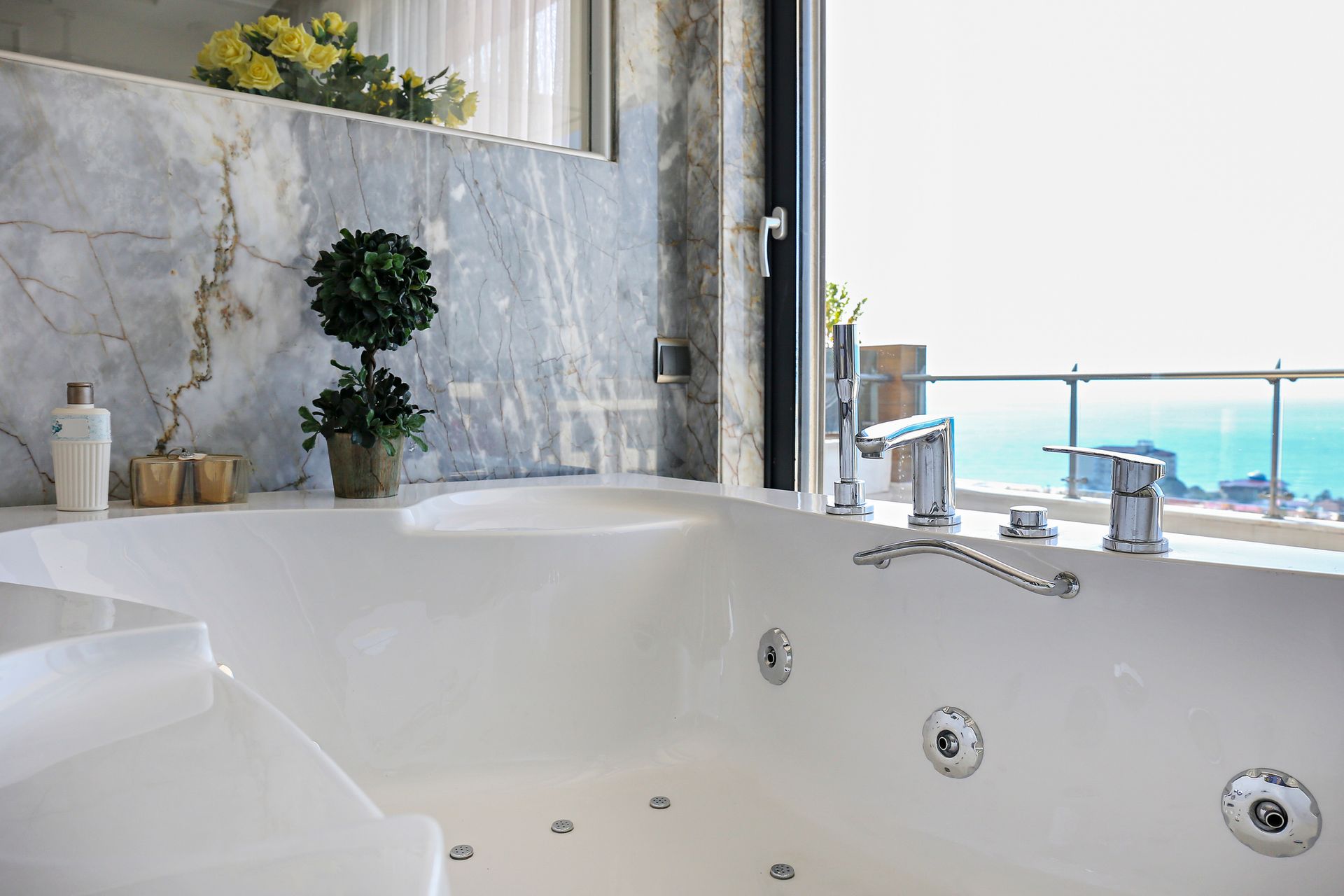 Jacuzzi bath remodel