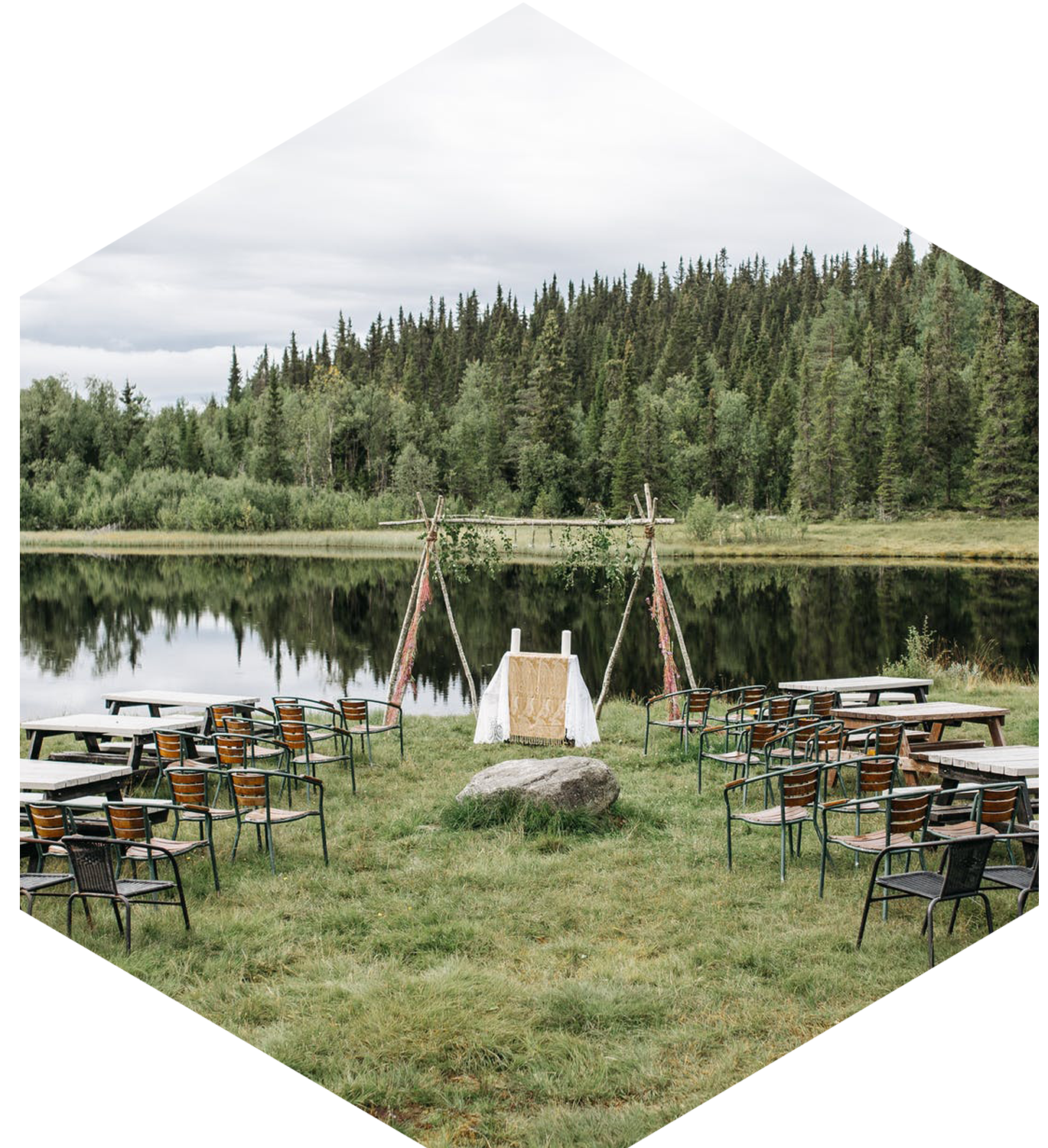 a-beautiful-garden-wedding
