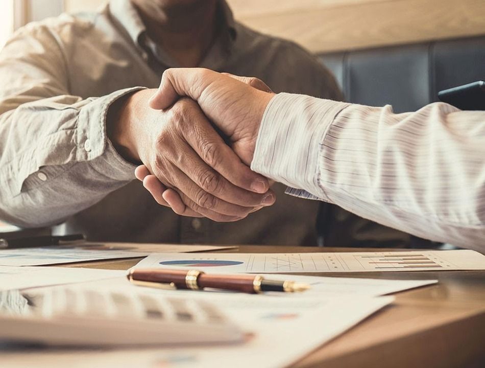 Real estate professionals completing an Arizona agent referral partnership